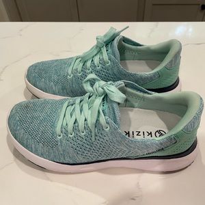 Kizik Lima Spearmint, women’s size 7